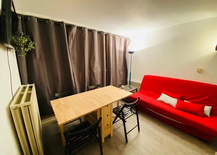 Апартаменты Appt Pied Des Pistes, Terrasse Et Parking Couvert *